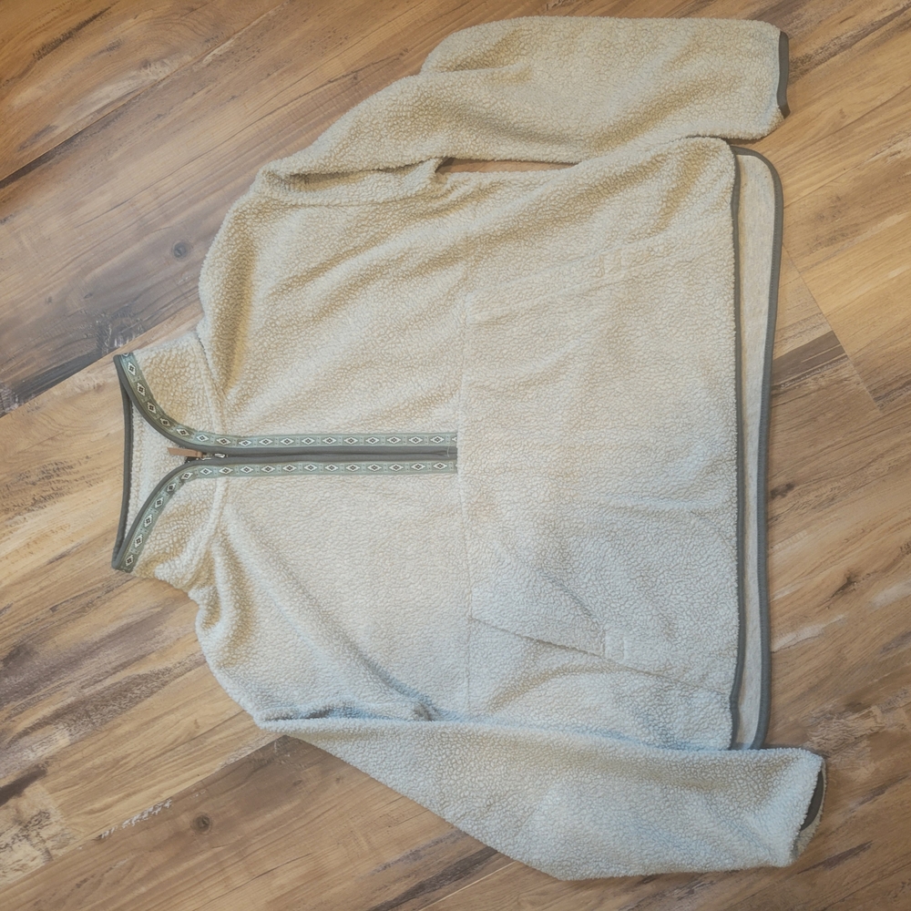 Kuhl Cream and Green Zip Up Sweater with Knit Texture